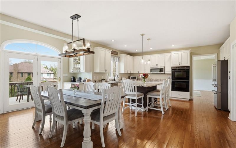 315 Fox Run Dr, Venetia, 15367, 4 Bedrooms Bedrooms, 11 Rooms Rooms,3.2 BathroomsBathrooms,Residential,For Sale,Fox Run Dr,1758647