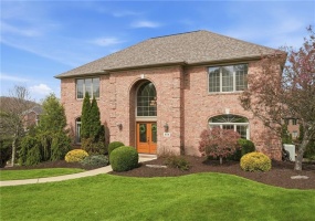 315 Fox Run Dr, Venetia, 15367, 4 Bedrooms Bedrooms, 11 Rooms Rooms,3.2 BathroomsBathrooms,Residential,For Sale,Fox Run Dr,1758647