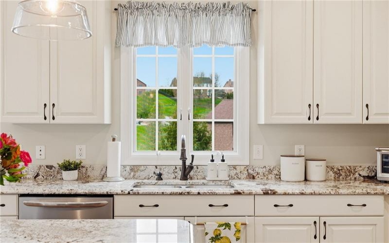 315 Fox Run Dr, Venetia, 15367, 4 Bedrooms Bedrooms, 11 Rooms Rooms,3.2 BathroomsBathrooms,Residential,For Sale,Fox Run Dr,1758647