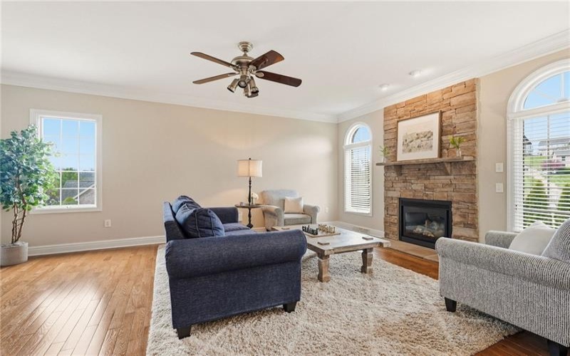 315 Fox Run Dr, Venetia, 15367, 4 Bedrooms Bedrooms, 11 Rooms Rooms,3.2 BathroomsBathrooms,Residential,For Sale,Fox Run Dr,1758647