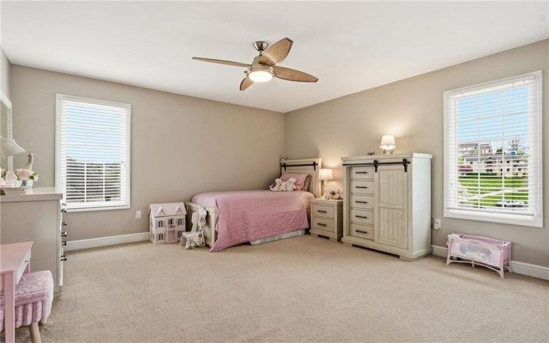 315 Fox Run Dr, Venetia, 15367, 4 Bedrooms Bedrooms, 11 Rooms Rooms,3.2 BathroomsBathrooms,Residential,For Sale,Fox Run Dr,1758647