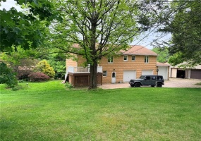 96 &100 Kings Creek Rd, Burgettstown, 15021, 4 Bedrooms Bedrooms, ,Farm-acreage-lot,For Sale,5 out buildings,Kings Creek Rd,1758696