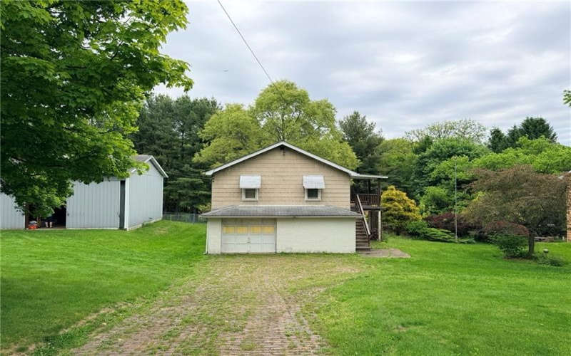 96 &100 Kings Creek Rd, Burgettstown, 15021, 4 Bedrooms Bedrooms, ,Farm-acreage-lot,For Sale,5 out buildings,Kings Creek Rd,1758696