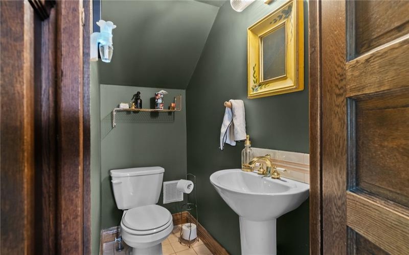 221 Wade Ave, Washington, 15301, 5 Bedrooms Bedrooms, ,2.1 BathroomsBathrooms,Residential,For Sale,Wade Ave,1758726
