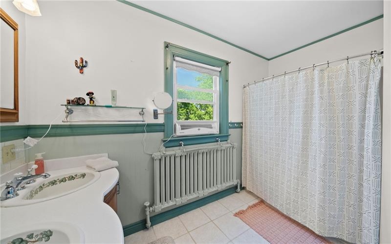 221 Wade Ave, Washington, 15301, 5 Bedrooms Bedrooms, ,2.1 BathroomsBathrooms,Residential,For Sale,Wade Ave,1758726