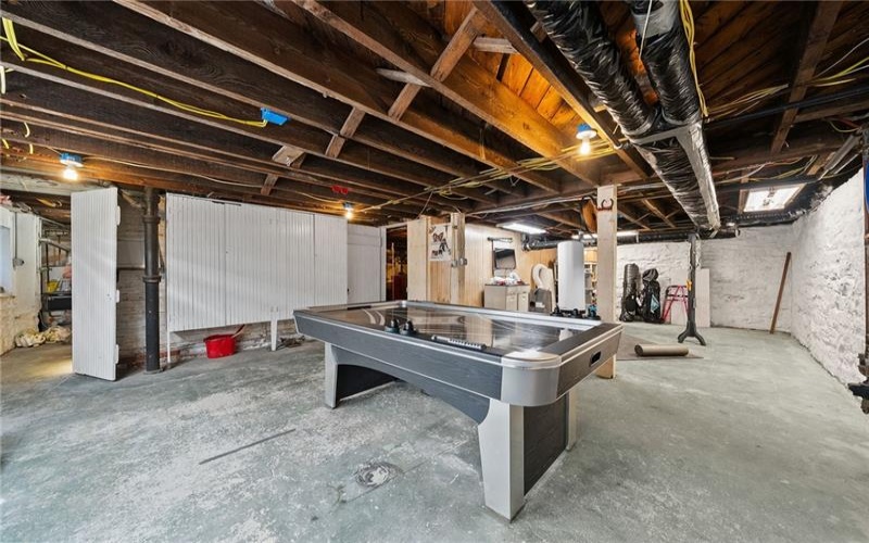 221 Wade Ave, Washington, 15301, 5 Bedrooms Bedrooms, ,2.1 BathroomsBathrooms,Residential,For Sale,Wade Ave,1758726