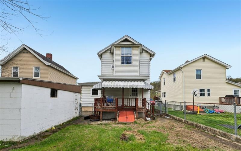 2112 Keystone AVENUE, Greensburg, 15601, 3 Bedrooms Bedrooms, 7 Rooms Rooms,1.1 BathroomsBathrooms,Residential,For Sale,Keystone,1749204
