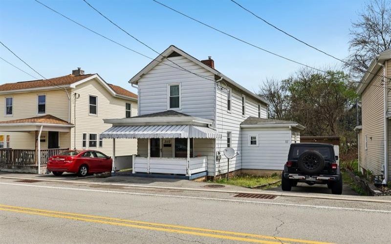 2112 Keystone AVENUE, Greensburg, 15601, 3 Bedrooms Bedrooms, 7 Rooms Rooms,1.1 BathroomsBathrooms,Residential,For Sale,Keystone,1749204