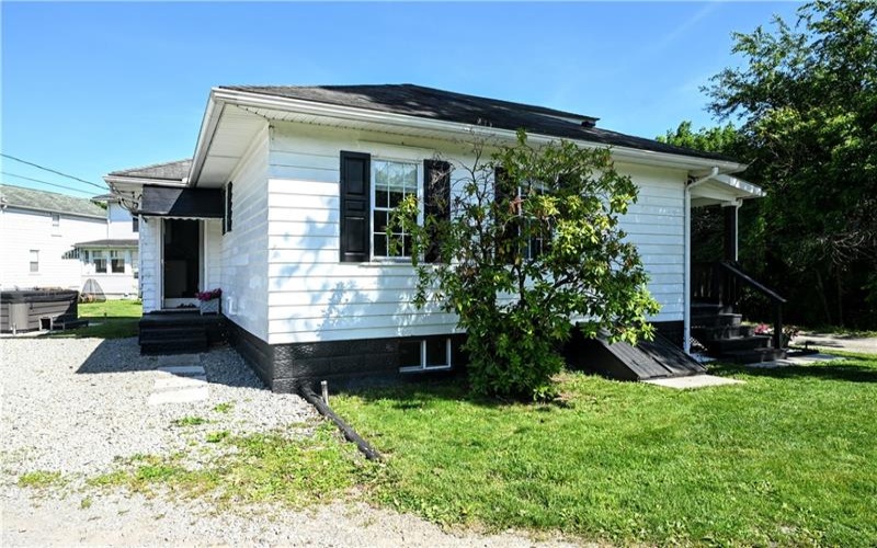 620 Eleanor Ave, Scottdale, 15683, 3 Bedrooms Bedrooms, 7 Rooms Rooms,1 BathroomBathrooms,Residential,For Sale,Eleanor Ave,1758770