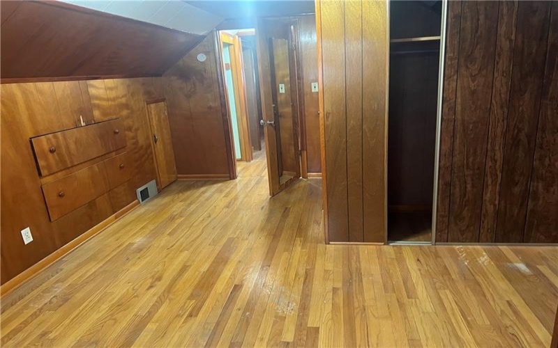 1020 Poe St, Vandergrift, 15690, 3 Bedrooms Bedrooms, ,Residential,For Sale,Poe St,1735970