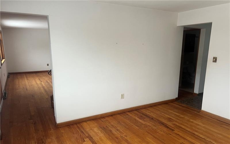 1020 Poe St, Vandergrift, 15690, 3 Bedrooms Bedrooms, ,Residential,For Sale,Poe St,1735970