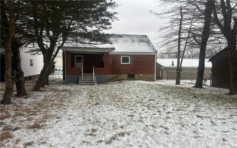 1020 Poe St, Vandergrift, 15690, 3 Bedrooms Bedrooms, ,Residential,For Sale,Poe St,1735970