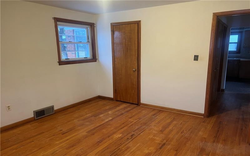 1020 Poe St, Vandergrift, 15690, 3 Bedrooms Bedrooms, ,Residential,For Sale,Poe St,1735970