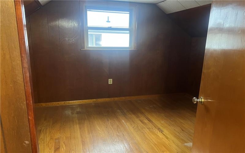 1020 Poe St, Vandergrift, 15690, 3 Bedrooms Bedrooms, ,Residential,For Sale,Poe St,1735970