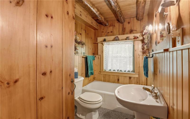 605 Laurel Falls Road, Meyersdale, 15552, 3 Bedrooms Bedrooms, ,2 BathroomsBathrooms,Residential,For Sale,Laurel Falls Road,1758252