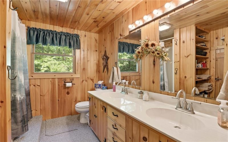 605 Laurel Falls Road, Meyersdale, 15552, 3 Bedrooms Bedrooms, ,2 BathroomsBathrooms,Residential,For Sale,Laurel Falls Road,1758252