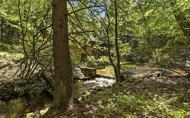 605 Laurel Falls Road, Meyersdale, 15552, 3 Bedrooms Bedrooms, ,2 BathroomsBathrooms,Residential,For Sale,Laurel Falls Road,1758252