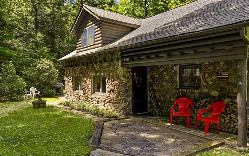 605 Laurel Falls Road, Meyersdale, 15552, 3 Bedrooms Bedrooms, ,2 BathroomsBathrooms,Residential,For Sale,Laurel Falls Road,1758252