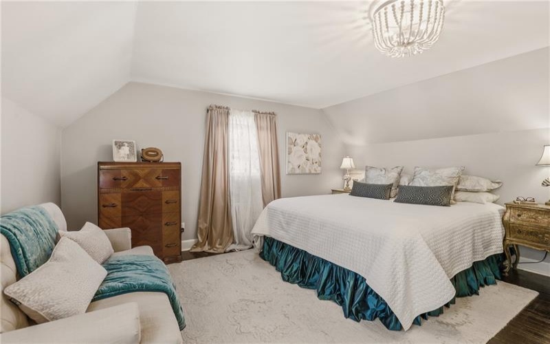 507 Diamond Boulevard, Johnstown, 15905, 4 Bedrooms Bedrooms, ,2 BathroomsBathrooms,Residential,For Sale,Diamond Boulevard,1758729