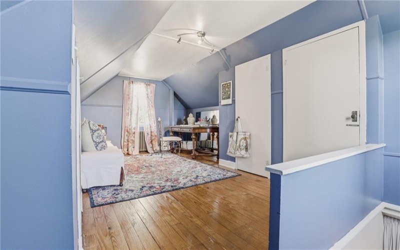 507 Diamond Boulevard, Johnstown, 15905, 4 Bedrooms Bedrooms, ,2 BathroomsBathrooms,Residential,For Sale,Diamond Boulevard,1758729