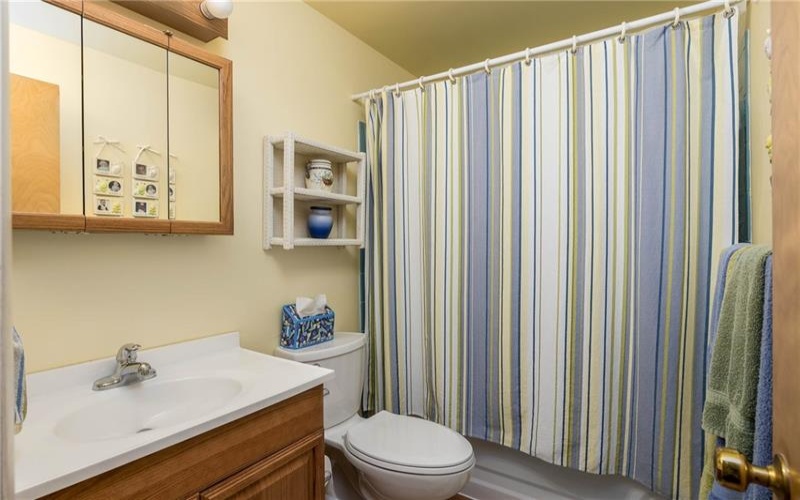 3061 Dividend Dr, Washington, 15301, 4 Bedrooms Bedrooms, 12 Rooms Rooms,2.1 BathroomsBathrooms,Residential,For Sale,Dividend Dr,1758804