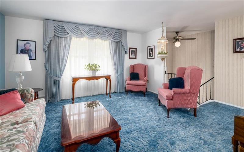 3061 Dividend Dr, Washington, 15301, 4 Bedrooms Bedrooms, 12 Rooms Rooms,2.1 BathroomsBathrooms,Residential,For Sale,Dividend Dr,1758804