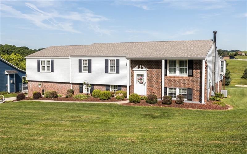 3061 Dividend Dr, Washington, 15301, 4 Bedrooms Bedrooms, 12 Rooms Rooms,2.1 BathroomsBathrooms,Residential,For Sale,Dividend Dr,1758804