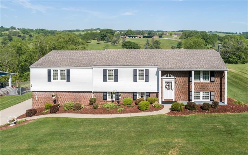 3061 Dividend Dr, Washington, 15301, 4 Bedrooms Bedrooms, 12 Rooms Rooms,2.1 BathroomsBathrooms,Residential,For Sale,Dividend Dr,1758804