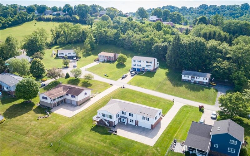 3061 Dividend Dr, Washington, 15301, 4 Bedrooms Bedrooms, 12 Rooms Rooms,2.1 BathroomsBathrooms,Residential,For Sale,Dividend Dr,1758804