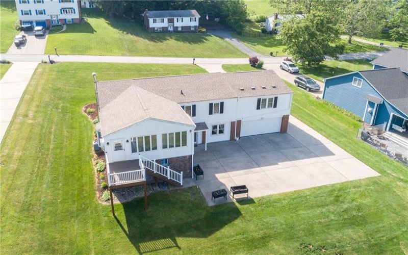 3061 Dividend Dr, Washington, 15301, 4 Bedrooms Bedrooms, 12 Rooms Rooms,2.1 BathroomsBathrooms,Residential,For Sale,Dividend Dr,1758804