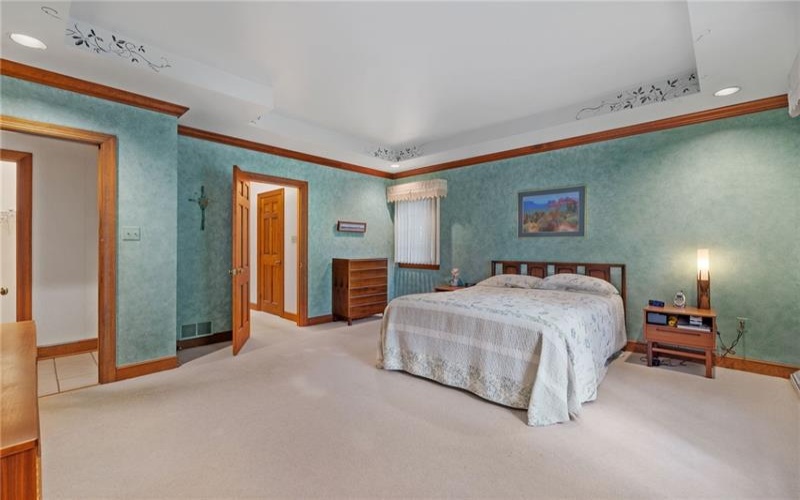 102 Brandywine Dr, Canonsburg, 15317, 4 Bedrooms Bedrooms, 14 Rooms Rooms,4.1 BathroomsBathrooms,Residential,For Sale,Brandywine Dr,1758844