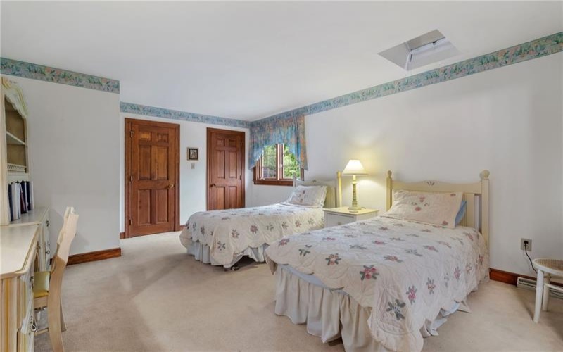 102 Brandywine Dr, Canonsburg, 15317, 4 Bedrooms Bedrooms, 14 Rooms Rooms,4.1 BathroomsBathrooms,Residential,For Sale,Brandywine Dr,1758844