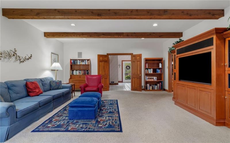 102 Brandywine Dr, Canonsburg, 15317, 4 Bedrooms Bedrooms, 14 Rooms Rooms,4.1 BathroomsBathrooms,Residential,For Sale,Brandywine Dr,1758844