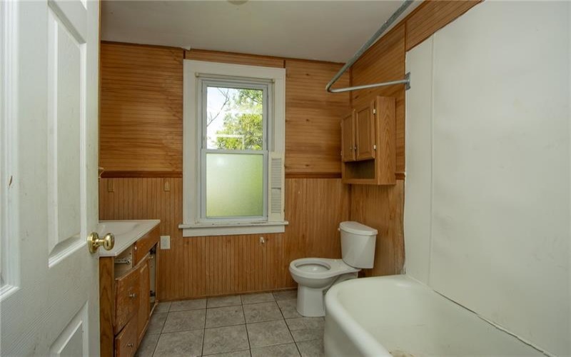 510 Lookout Ave, Charleroi, 15022, 2 Bedrooms Bedrooms, ,1.1 BathroomsBathrooms,Residential,For Sale,Lookout Ave,1758851