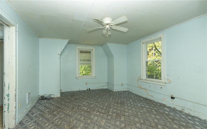 510 Lookout Ave, Charleroi, 15022, 2 Bedrooms Bedrooms, ,1.1 BathroomsBathrooms,Residential,For Sale,Lookout Ave,1758851