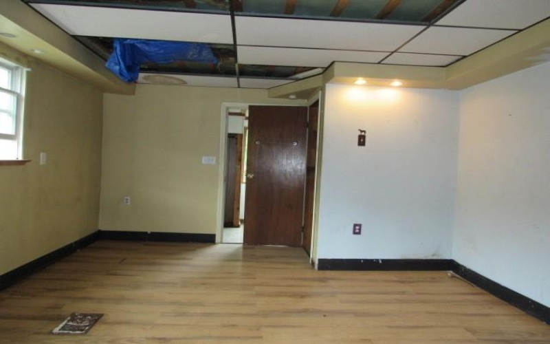215 Hillview Lane, Melcroft, 15462, 3 Bedrooms Bedrooms, 6 Rooms Rooms,2 BathroomsBathrooms,Residential,For Sale,Hillview Lane,1758925