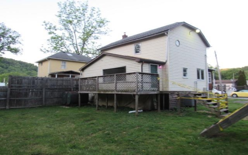 215 Hillview Lane, Melcroft, 15462, 3 Bedrooms Bedrooms, 6 Rooms Rooms,2 BathroomsBathrooms,Residential,For Sale,Hillview Lane,1758925
