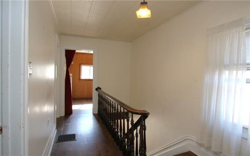 102 10th St, Monongahela, 15063, 3 Bedrooms Bedrooms, 9 Rooms Rooms,1.1 BathroomsBathrooms,Residential,For Sale,10th St,1740602