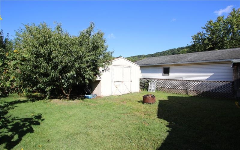 102 10th St, Monongahela, 15063, 3 Bedrooms Bedrooms, 9 Rooms Rooms,1.1 BathroomsBathrooms,Residential,For Sale,10th St,1740602