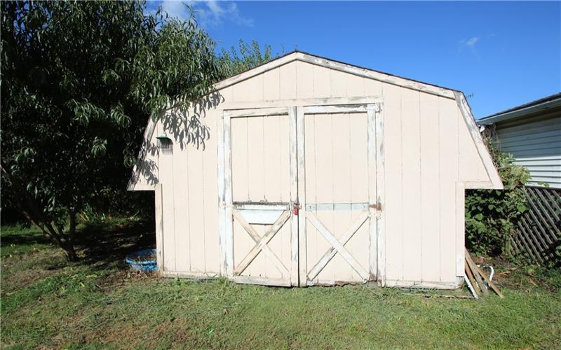 102 10th St, Monongahela, 15063, 3 Bedrooms Bedrooms, 9 Rooms Rooms,1.1 BathroomsBathrooms,Residential,For Sale,10th St,1740602