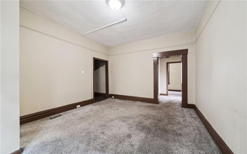 406 WASHINGTON AVE, CHARLEROI, 15022, 8 Bedrooms Bedrooms, 11 Rooms Rooms,2 BathroomsBathrooms,Residential,For Sale,WASHINGTON AVE,1744516