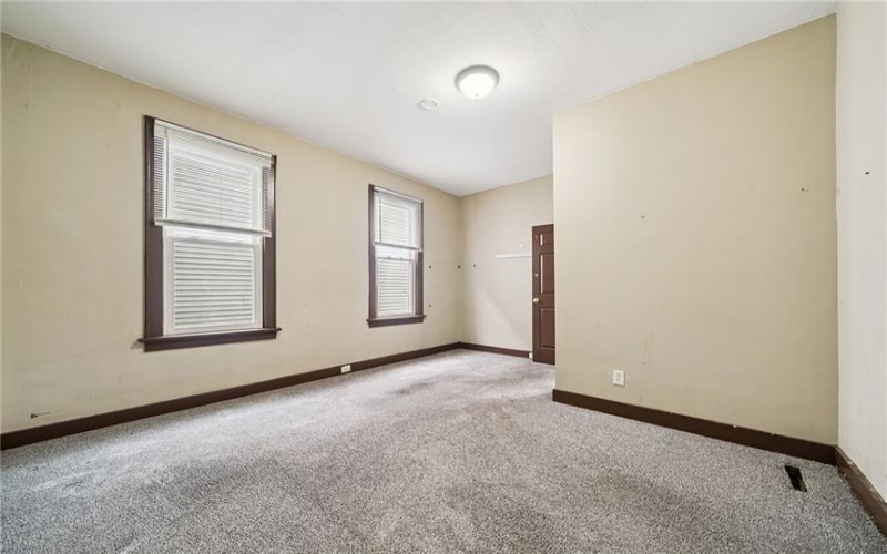406 WASHINGTON AVE, CHARLEROI, 15022, 8 Bedrooms Bedrooms, 11 Rooms Rooms,2 BathroomsBathrooms,Residential,For Sale,WASHINGTON AVE,1744516