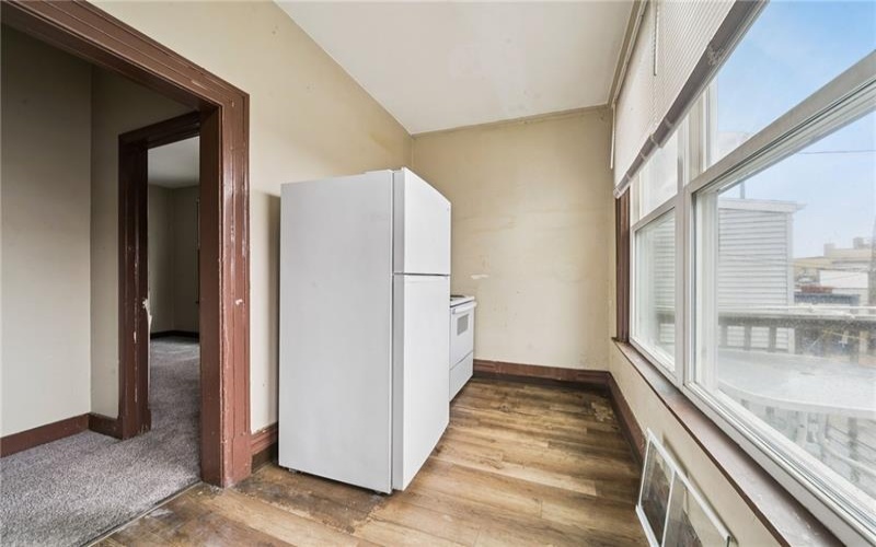 406 WASHINGTON AVE, CHARLEROI, 15022, 8 Bedrooms Bedrooms, 11 Rooms Rooms,2 BathroomsBathrooms,Residential,For Sale,WASHINGTON AVE,1744516