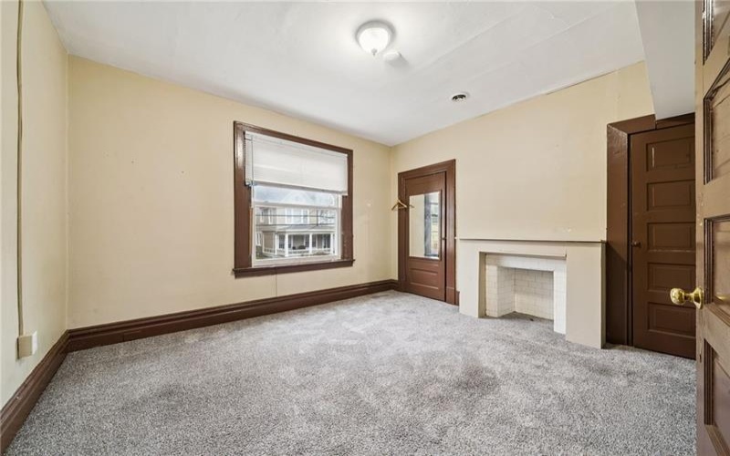406 WASHINGTON AVE, CHARLEROI, 15022, 8 Bedrooms Bedrooms, 11 Rooms Rooms,2 BathroomsBathrooms,Residential,For Sale,WASHINGTON AVE,1744516