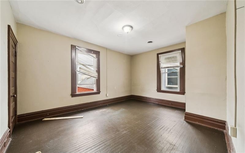 406 WASHINGTON AVE, CHARLEROI, 15022, 8 Bedrooms Bedrooms, 11 Rooms Rooms,2 BathroomsBathrooms,Residential,For Sale,WASHINGTON AVE,1744516