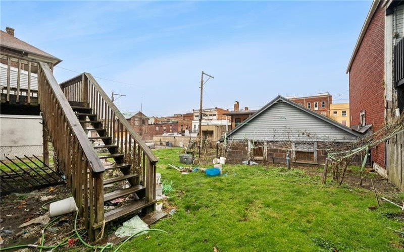 406 WASHINGTON AVE, CHARLEROI, 15022, 8 Bedrooms Bedrooms, 11 Rooms Rooms,2 BathroomsBathrooms,Residential,For Sale,WASHINGTON AVE,1744516