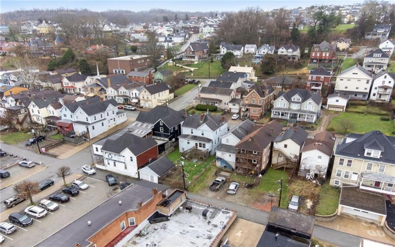 406 WASHINGTON AVE, CHARLEROI, 15022, 8 Bedrooms Bedrooms, 11 Rooms Rooms,2 BathroomsBathrooms,Residential,For Sale,WASHINGTON AVE,1744516