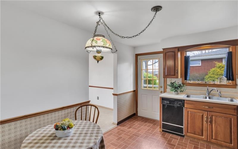 105 Northumberland Dr., Irwin, 15642, 4 Bedrooms Bedrooms, 11 Rooms Rooms,2.1 BathroomsBathrooms,Residential,For Sale,Northumberland Dr.,1747107