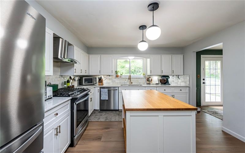 109 Westview, Ligonier, 15658, 4 Bedrooms Bedrooms, 11 Rooms Rooms,3 BathroomsBathrooms,Residential,For Sale,Westview,1758691