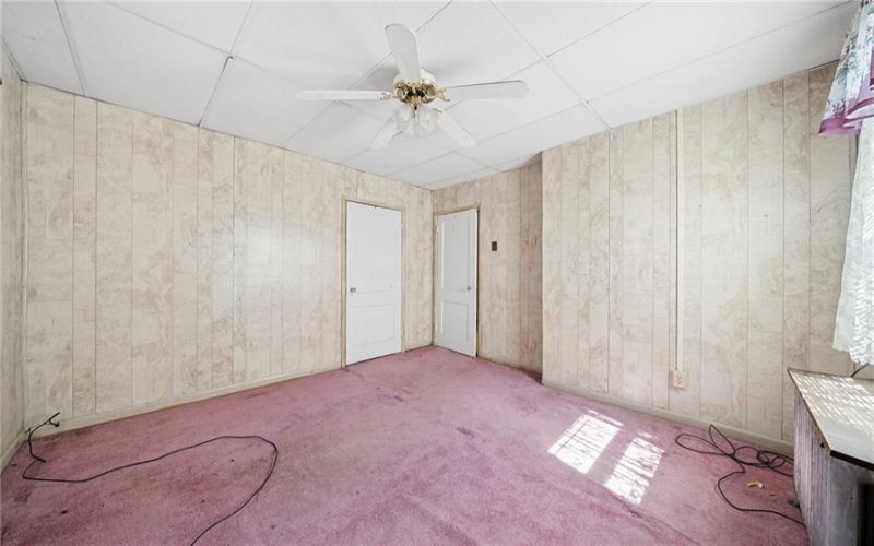 107 9TH STREET, DONORA, 15033, 5 Bedrooms Bedrooms, 10 Rooms Rooms,2 BathroomsBathrooms,Residential,For Sale,9TH STREET,1758763